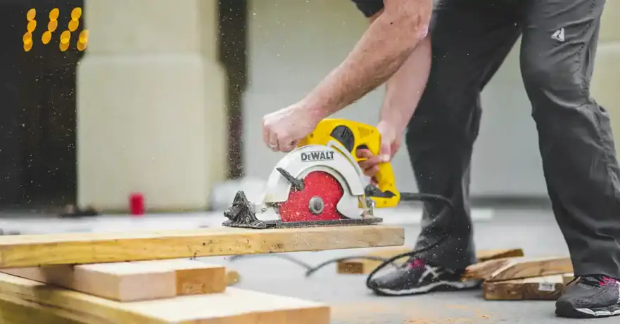 DeWalt Power Saw